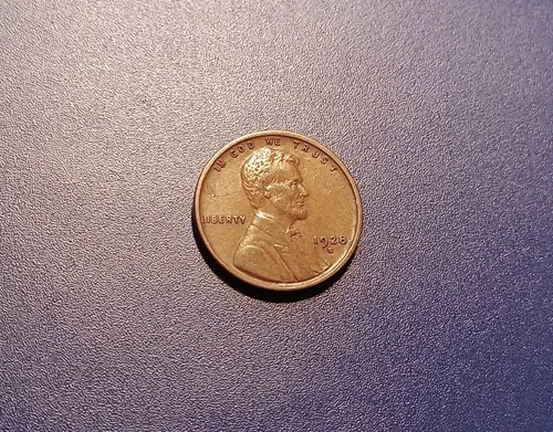 Nice AU 1928-D Lincoln Cent
