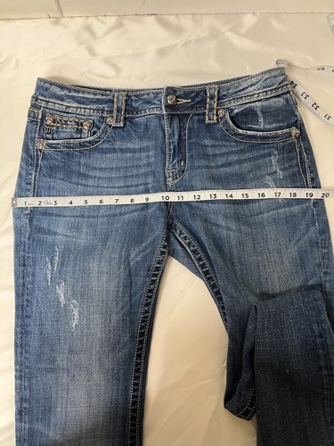Jeans Miss Me Women sz 33 Boot Cut Blue Denim Distressed Embroidered Embellished - Picture 17 of 22