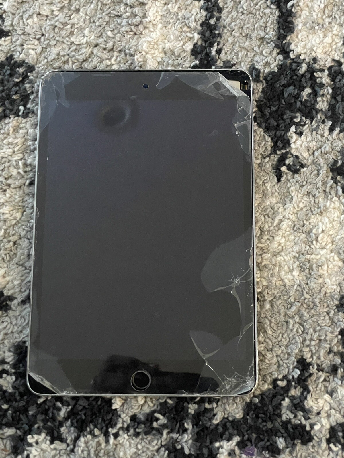 Apple iPad Mini 4 128GB WIFI Damaged READ DESCRIPTION