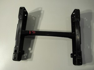 VW Caddy 2K 2K5 15-20 Bj. Fahrersitz vorne links Sitz Sitzkonsole Original