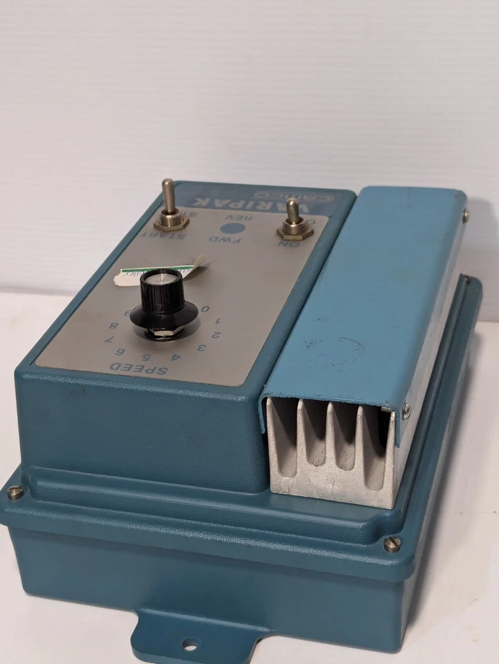 Controlador Camco 2675-8000 Varipak, 1/5-1HP, 120VAC in, 90VDC out Foto 4 de 4