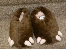 Brown Bear Adult Bear Paw Claw Slippers / Ladies Size 9-10 / Men's 7-9