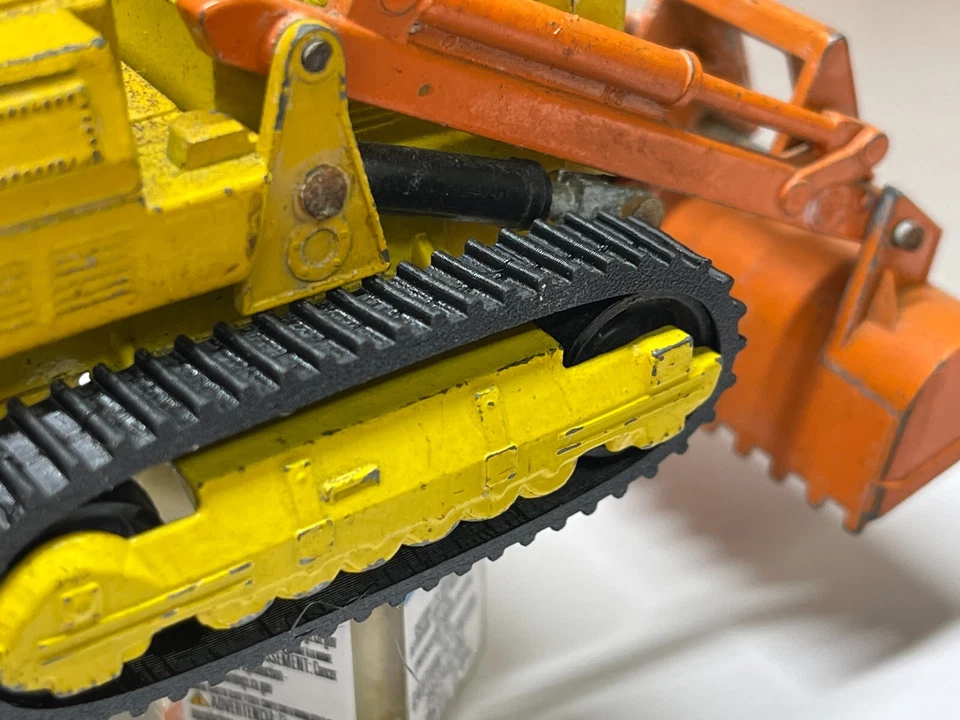 Vintage 1970 Matchbox King Size No K-8 Caterpillar Traxcavator TRACKS ONLY - Image 3 of 3