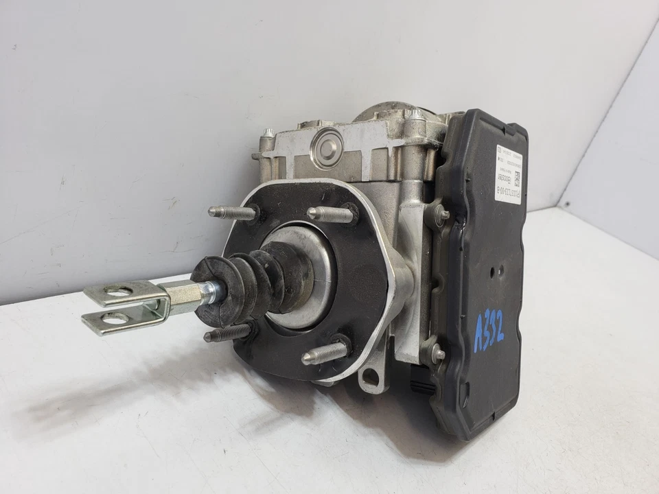 ✅ 12-20 OEM Tesla Model S iBooster Power Brake Booster Master Cylinder Reservoir - Image 3 of 4