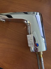 Chicago Faucets Bathroom Faucet Polished Chrome E80-A11A-17ABCP H3 NEW W/O BOX