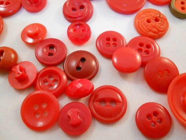 50 VINTAGE SEWING CRAFTING BUTTONS - PERHAPS PLASTIC RESIN OR CELLULOID