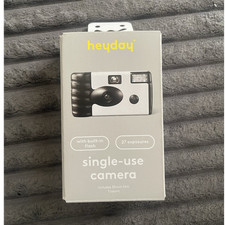 heyday 35mm Single Use Camera Built-in Flash Fixed Focus 27 Exposures