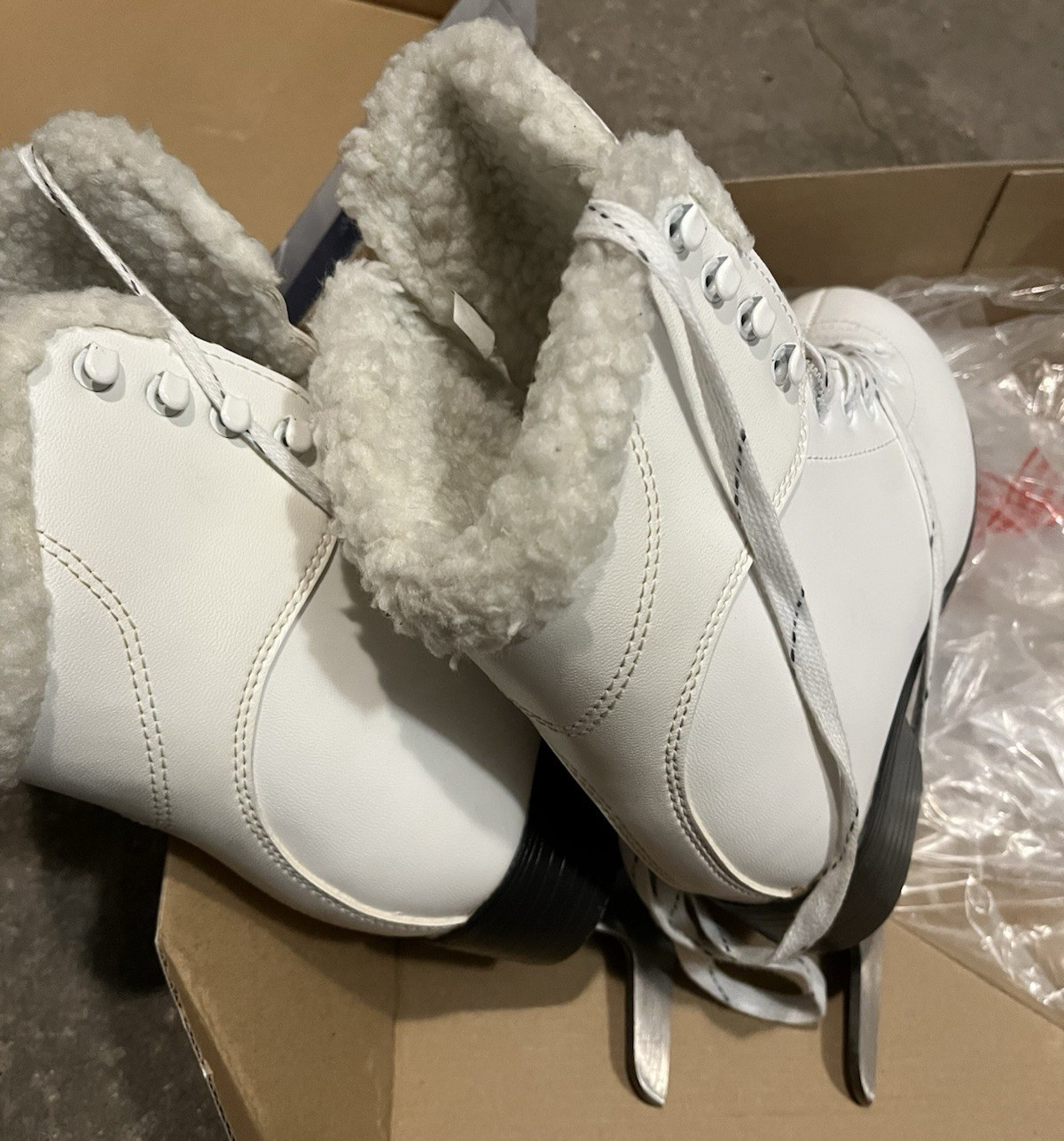 Soft Skate by Jackson Women's Figure / Ice Skates SoftSkate - GS180 FL - SIZE 5