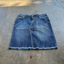 Vintage Medium Wash Denim Mini Skirt with Frayed Hem