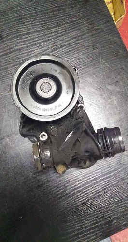 BMW 5 (E60, E61) 2004 Kühlwasserpumpe 4090790 Diesel