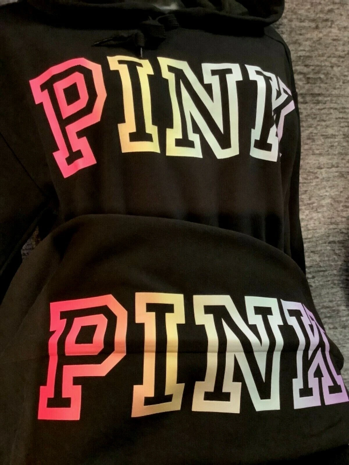 UNDERCOVER Felpa con cappuccio Victoria's Secret rosa ombra arcobaleno campus + set pantaloni jogger nero L