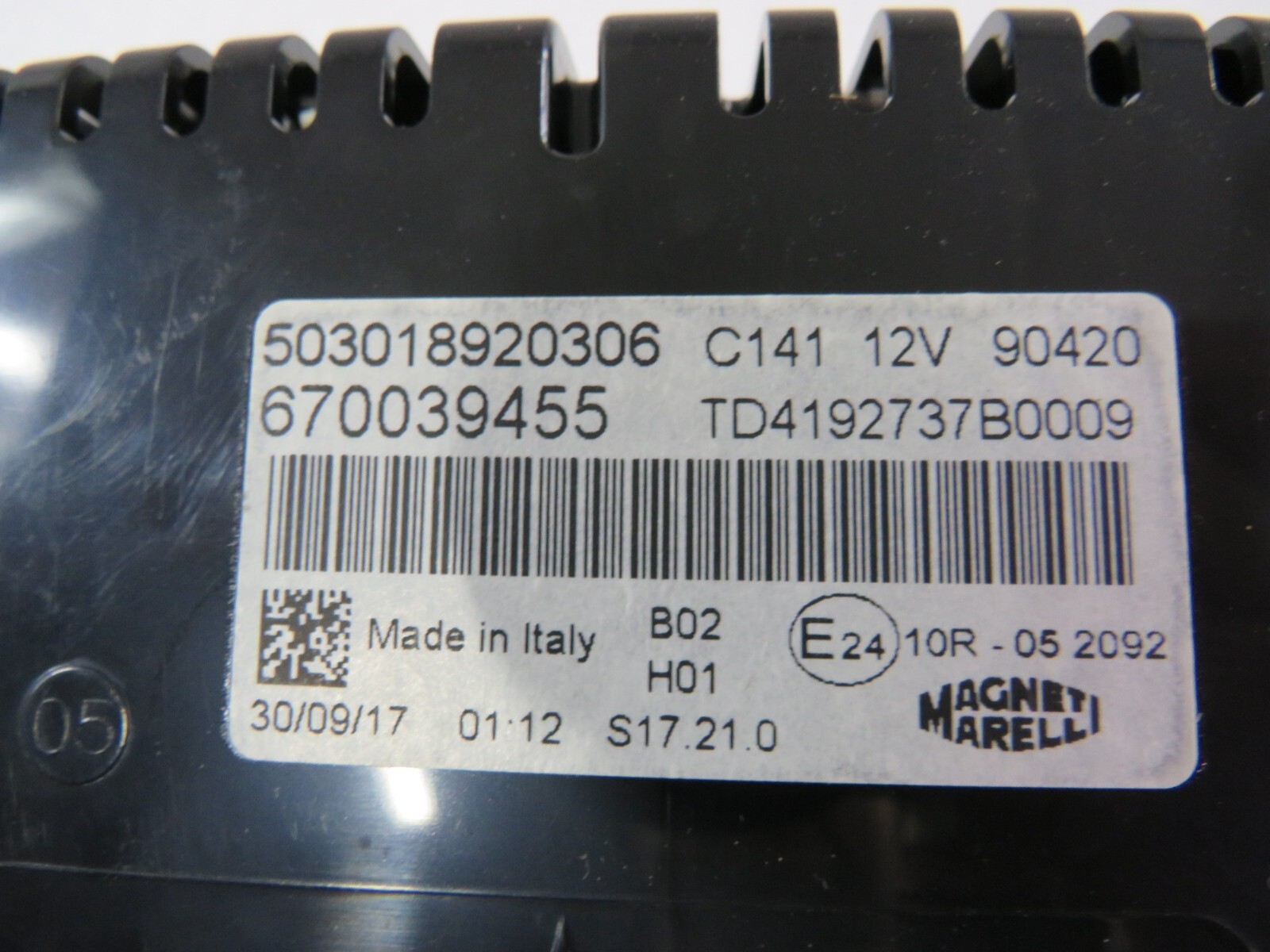 Maserati Ghibli, Speedometer Head / Cluster, Used, P/N, 670039455