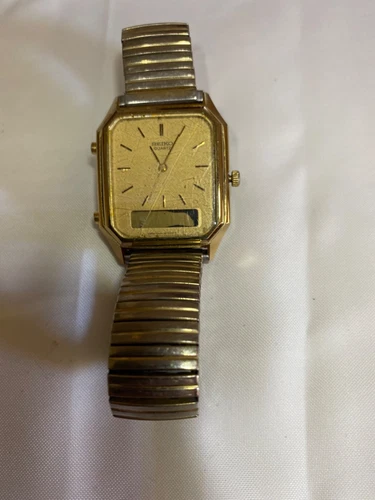 As is - Seiko Vintage Quatrz Alarm Chronograph H449-5210 Analog / Digital