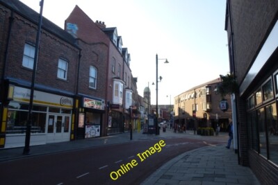 Foto 6x4 North Road Durham Blick entlang der North Road in Durham. c2014
