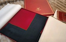 **NEU* Vintage*Original *Must de Cartier Paris* Seidentuch* weinrot mit Karton 