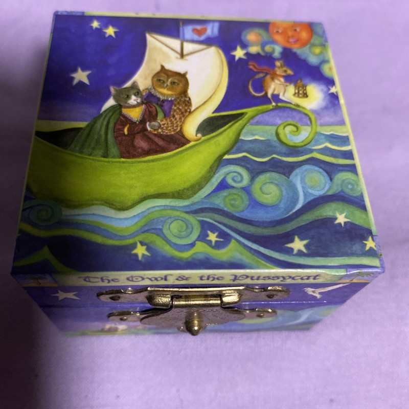 Enchantmints “The Owl & The Pussy Cat” Keep Sake Box