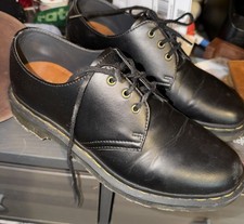 Dr. Martens Mens UK 8 US 9 Black Leather 3 Ey...