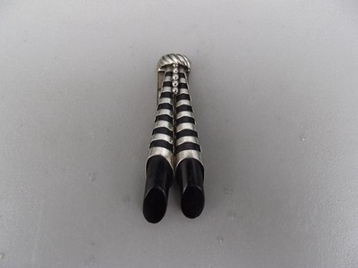 Antiker Schmuck Brosche Blumenstraußhalter Art Deco 1930 Metall und Bakelit