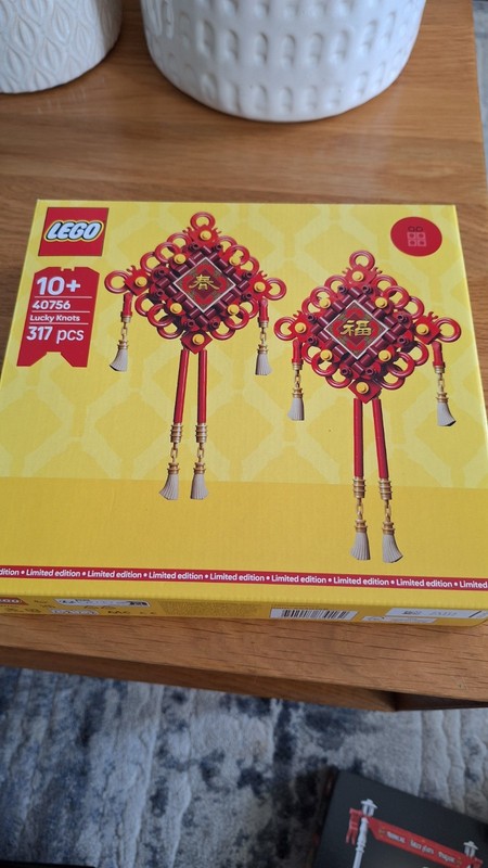 LEGO 40756 - Lucky Knots Chinese Traditional Festival Building Set. Unopened.