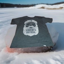 SANTA FUNNY BOYS TSHIRT SIZE MEDIUM 8 IN PRETTY GOOD CONDITION