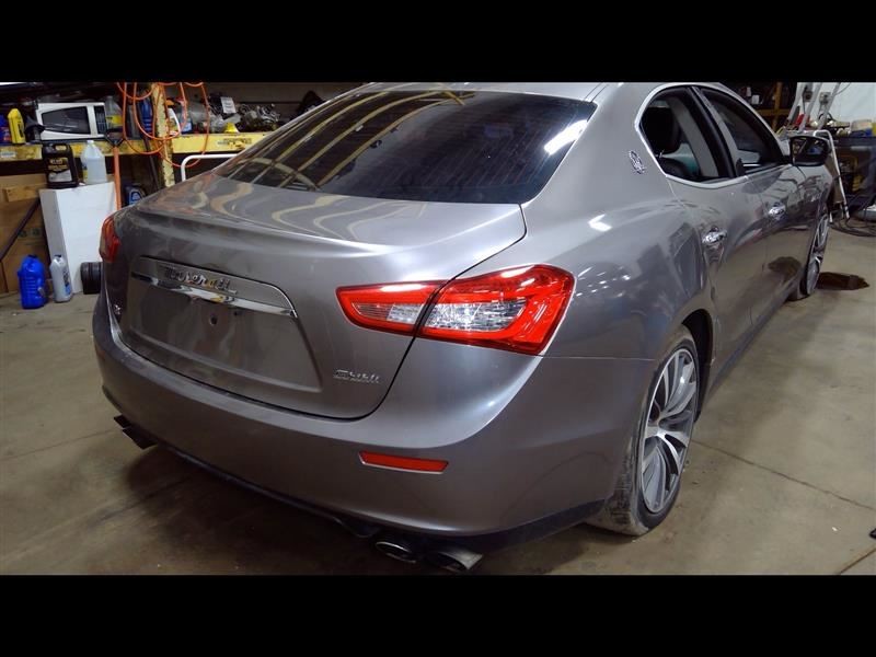 Maserati Ghibli 2016 Front Right Trunk lid
