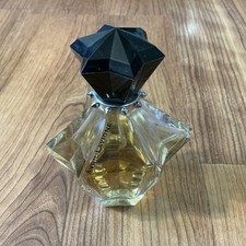 Black Star Avril Lavigne perfume - a fragrance for women 2009