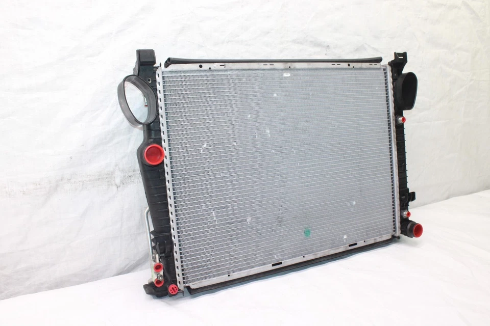 Mercedes SL500 R230 CONV #391 2004 radiador refrigeración del motor con condensador de aire acondicionado Foto 3 de 4