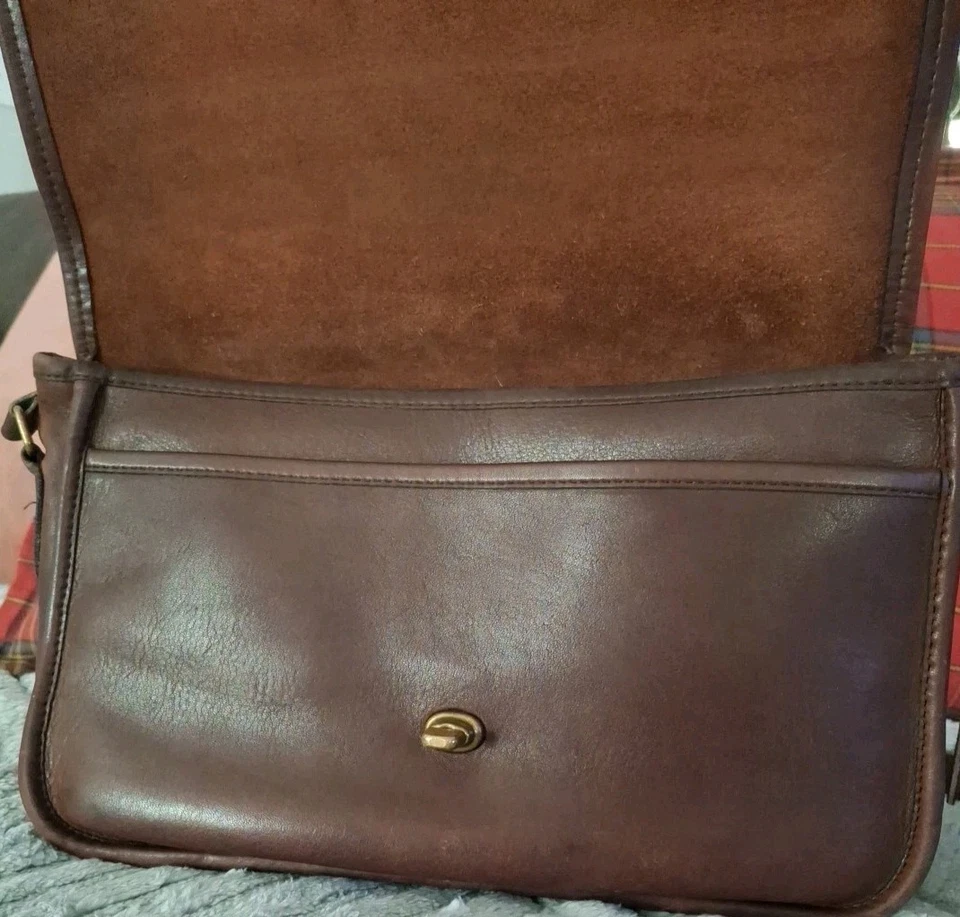 Bandolera Coach Vintage Años 80 City Bag NYC EE. UU. Cuero Marrón Bloqueo Giratorio ¡BONITA! Foto 4 de 4