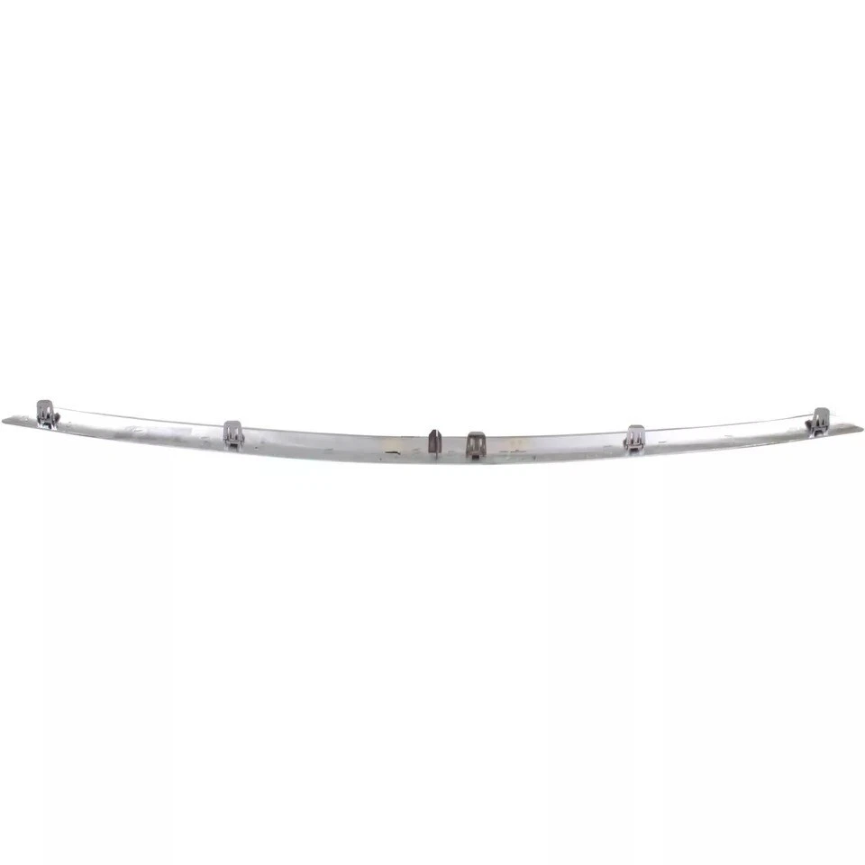 Bumper Trim For 2015-2019 Nissan Versa Front Chrome NI1044110 Foto 2 de 4