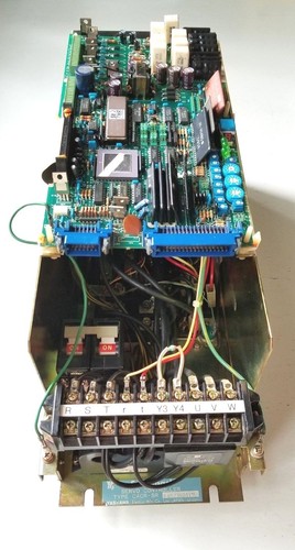 SERVOPACK YASKAWA CACR-SR44SZ1SDY180 - Imagen 6 de 10