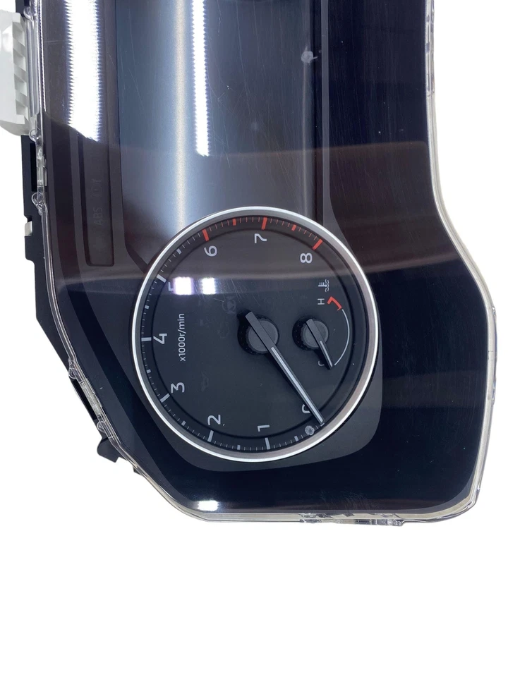 2022 - 2024 MITSUBISHI OUTLANDER OEM FRONT DASH CLUSTER GAUGE SPEEDOMETER *31K* - Image 2 of 4