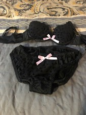 NWT Black Bra and Panties set size 32B