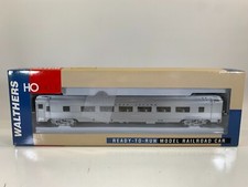 Walthers HO 932-6312 85' Rock Island Budd 46 Seat Coach Car, HO scale