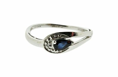 Ring 9 Karat Weißgold mit blauem Saphir und Diamanten, Gr. N1/2