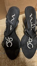 Nina Black Thong Style Cone High Heels Size 6 $136