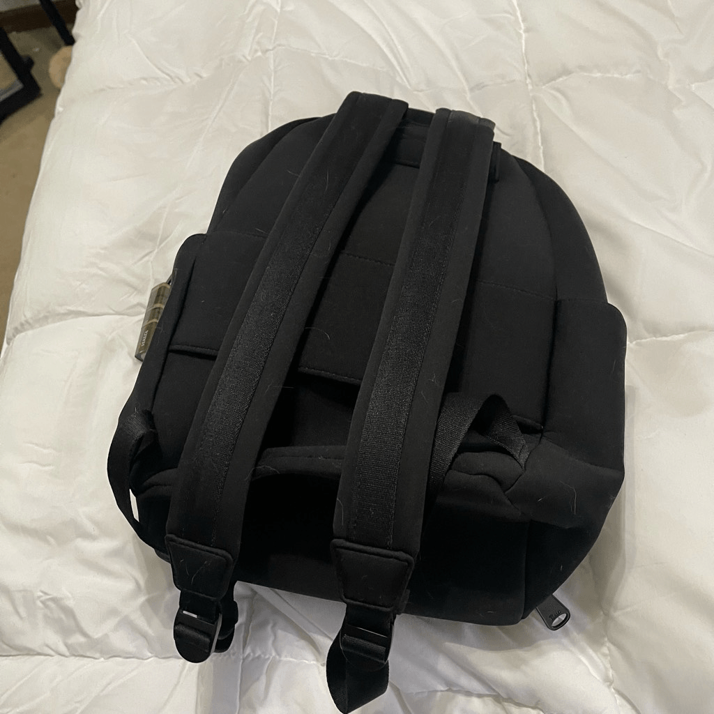 HALO RFID Backpack w/ Two Phone Chargers & Flashlight black backpack A389869 EWI HALO RFID Backpack w/ Two Phone Chargers & Flashlight black  main image 3