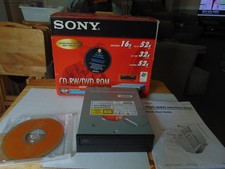 Sony CD-RW/ DVD-ROM Drive CRX320AE WITH CD - MANUAL - CONNECTOR VERY GOOD COND