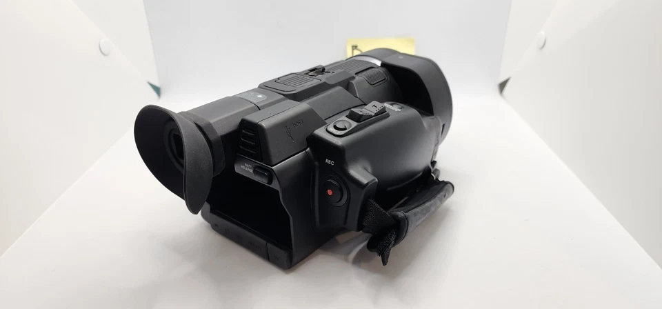 JVC GY-LS300CHU 4K Cam Handheld Camcorder - Black - Main Unit Only - Image 2 of 4