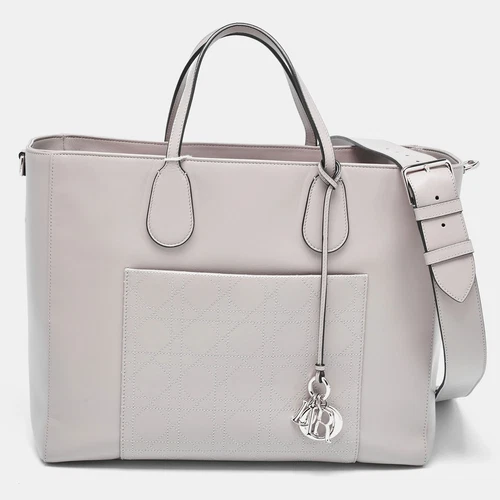 Sac à couches Dior en cuir cannage gris