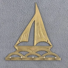 Vtg Interpur 8x7" Brass Key Holder Wall Mount Nautical Sailboat w/5 Hooks Taiwan