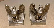 VTG Pair / Philadelphia Mfg. Co. Figural Eagle "1776" Bookends