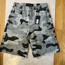 Homme Femme 32” Shorts Snow Camo Gemstone Baggy