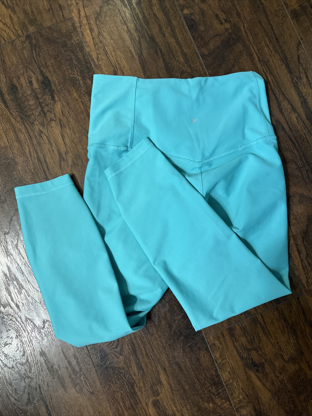 Old Navy Active Powersoft Women’s Medium Petite A… - image 3