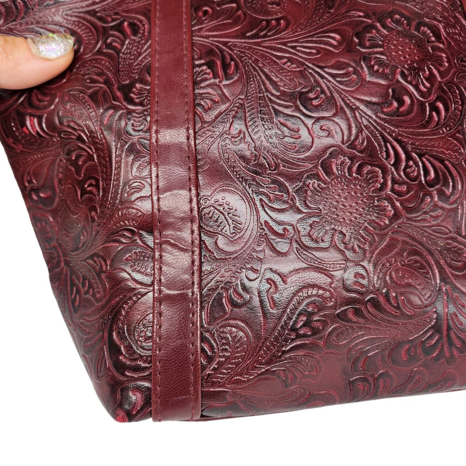 Cartera Victorias Secret Y2k Cubo Borgoña Rojo Cuero Tooled Paisley Floral Foto 3 de 4