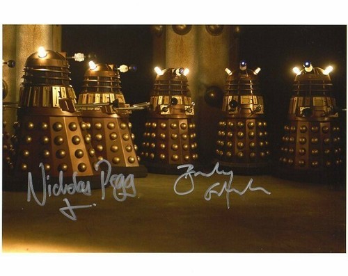 Doctor Who Autograph: NICHOLAS PEGG & BARNABY EDWARD (Asylum) Signed Photo - Picture 2 of 5