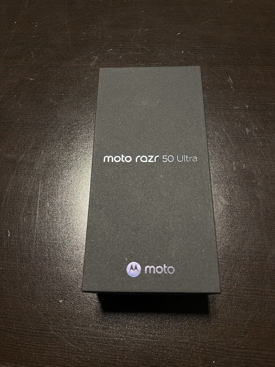 Motorola Moto Razr 50 Ultra - 256GB 12GB RAM Midnight Blue Motorola Moto Razr 50 Ultra - 256GB 12GB RAM Midnight Blue