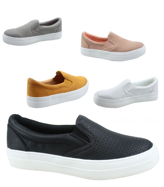 ugg soleda slip on