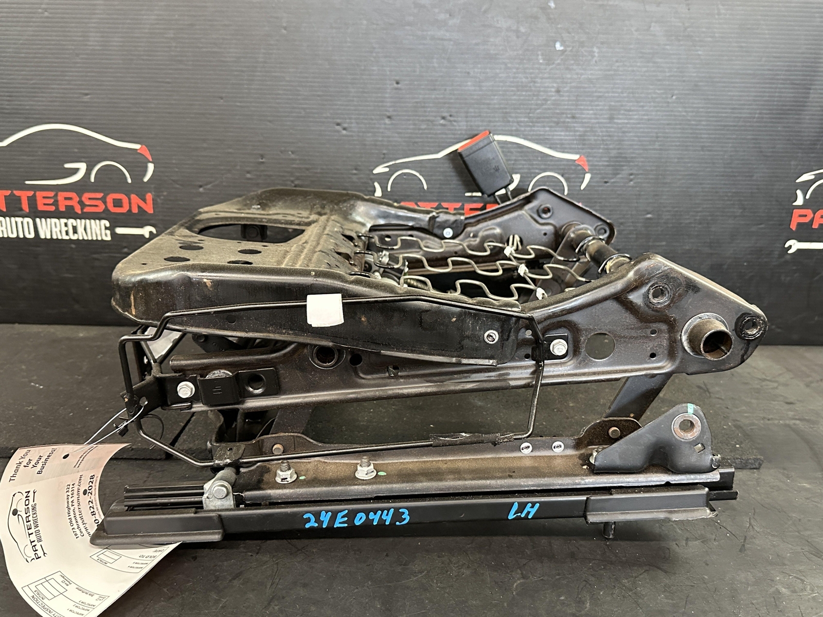 14-17 MASERATI GHIBLI FRONT DRIVER LEFT POWER SEAT TRACK W/ MOTORS L0330608AA