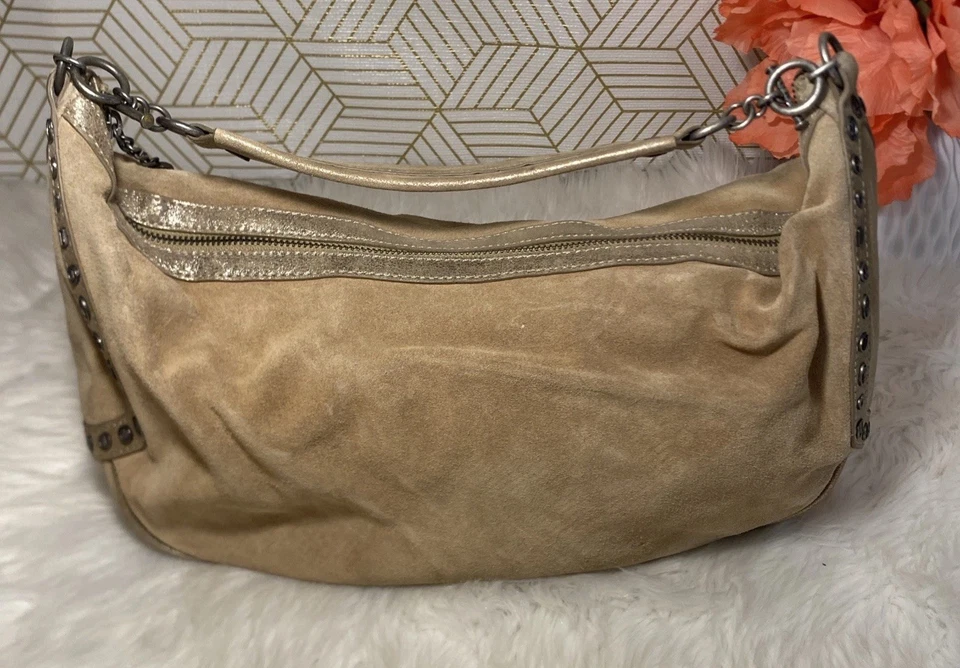 Bolso Hobo Bolso de Hombro Y2K Raro Juicy Couture Slouchy Bronceado Gamuza con Tachuelas Leer Foto 4 de 4