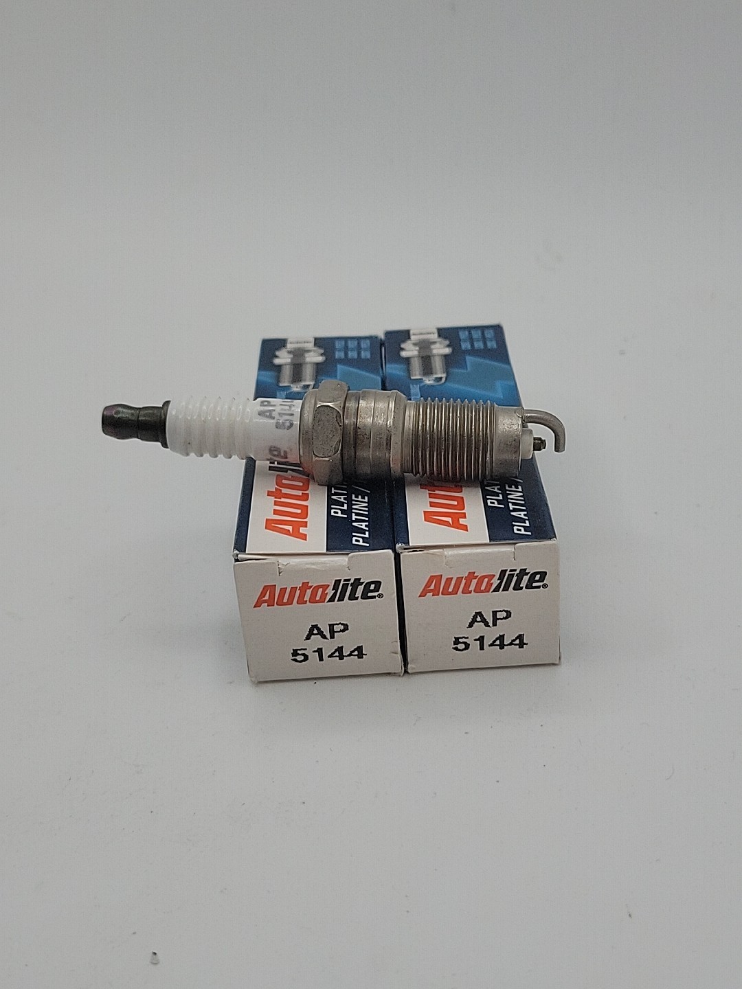 2x Spark Plug Autolite AP5144